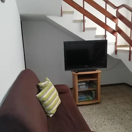 度假居 Seven Roses *