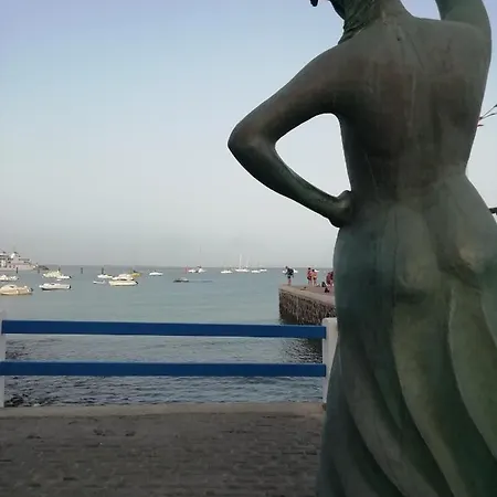 Seven Roses * Corralejo